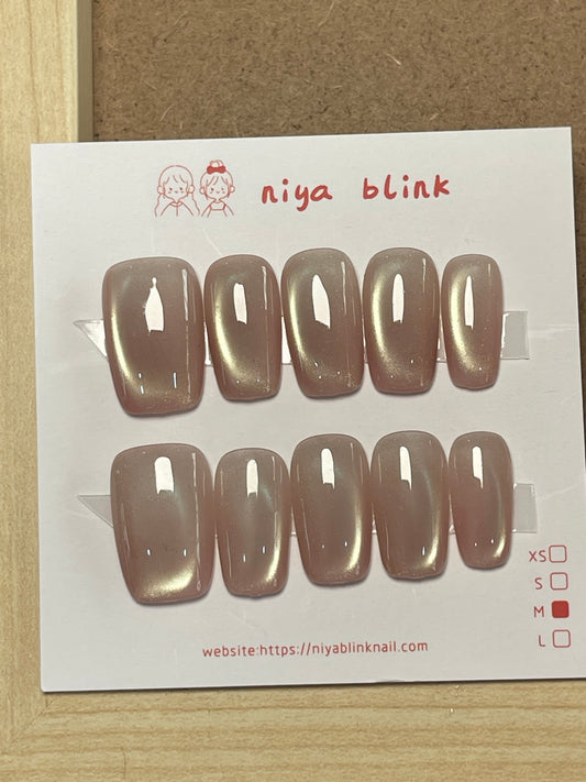 medium cat eye 29
