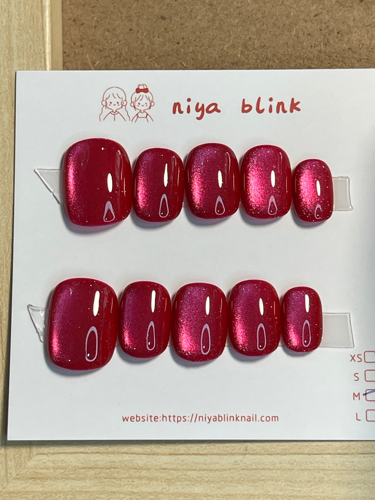 Medium cat eye （Square