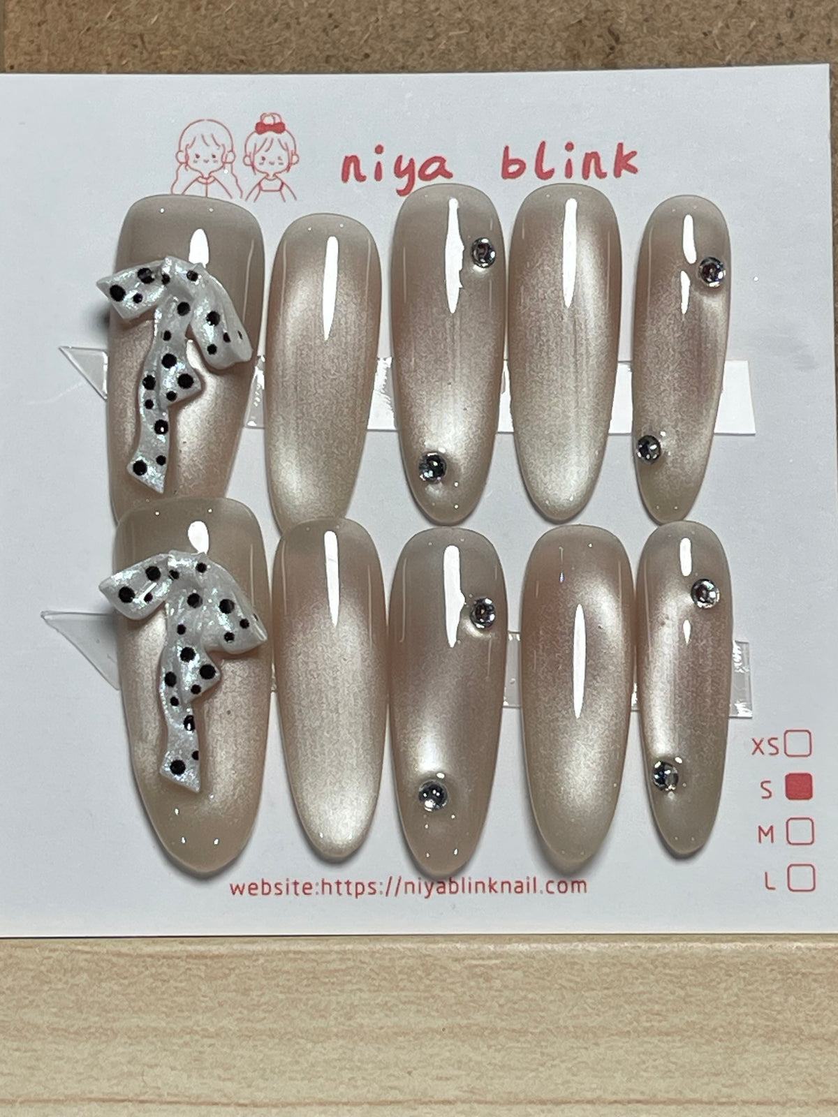 Small long oval 2706