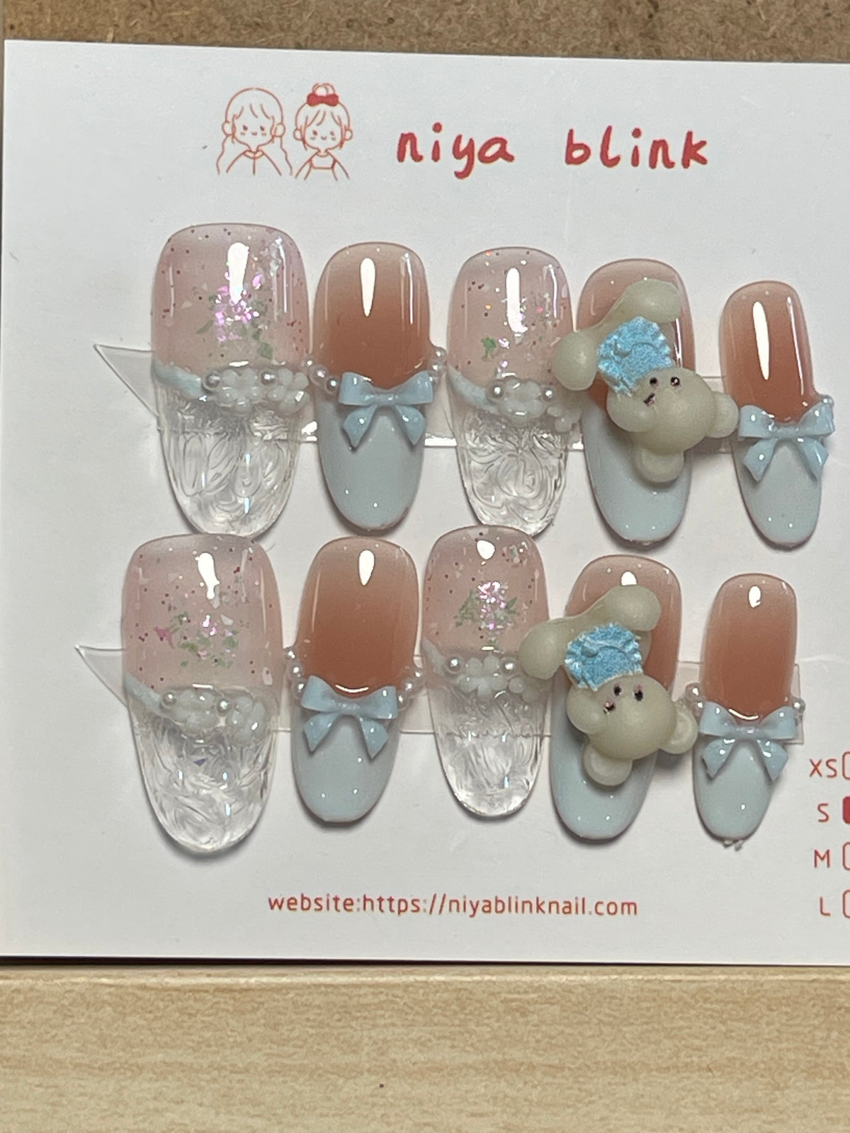 Small Oval 2621