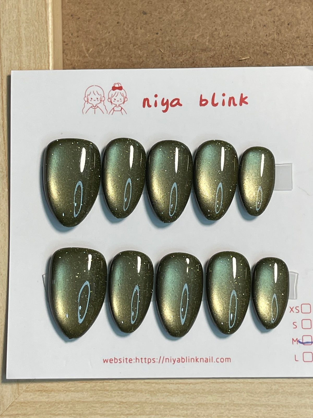 Medium cat eye （Short almond