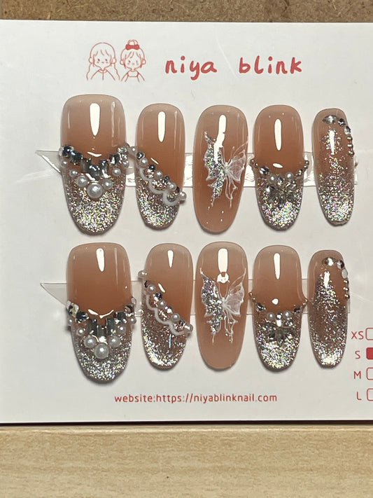 Small oval 2608