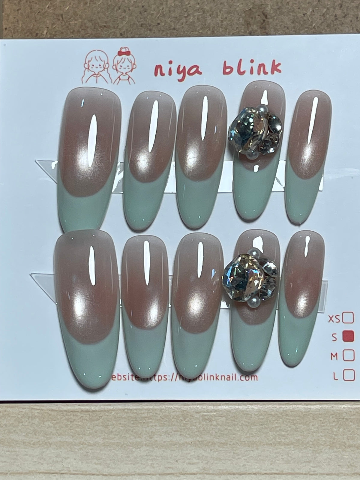 Small long oval 2711