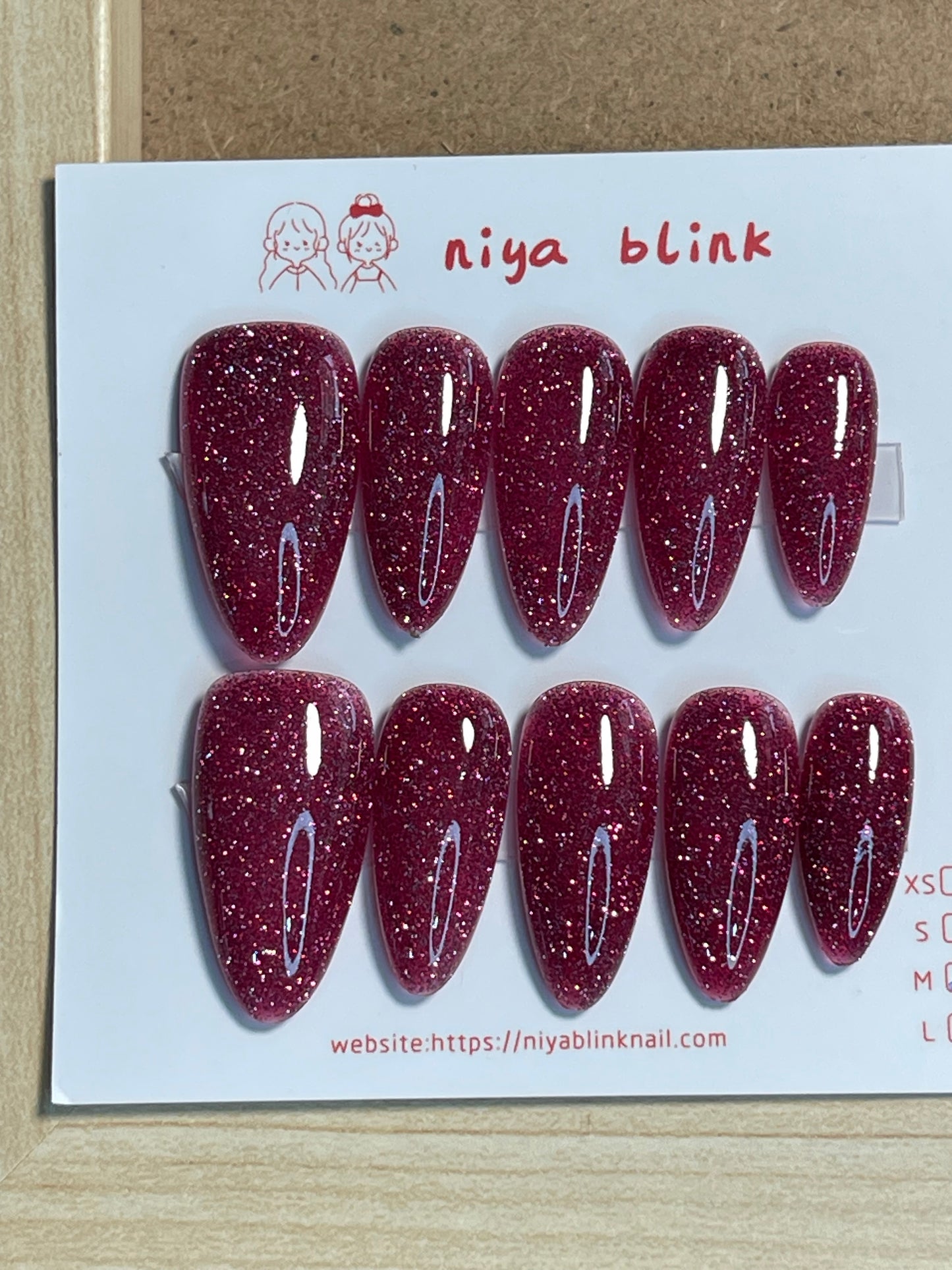 medium cat eye (Medium Almond