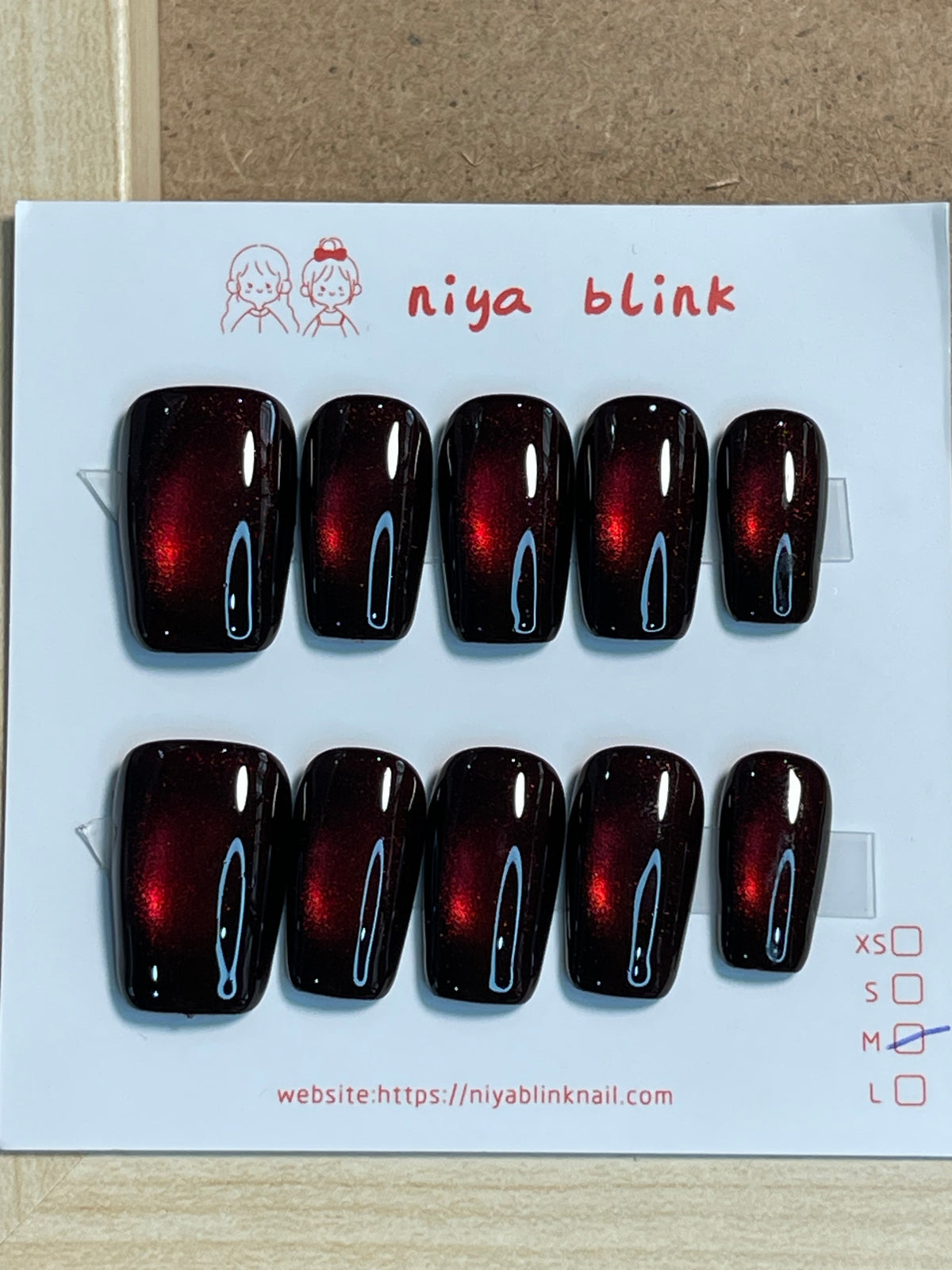 Medium cat eye （Square