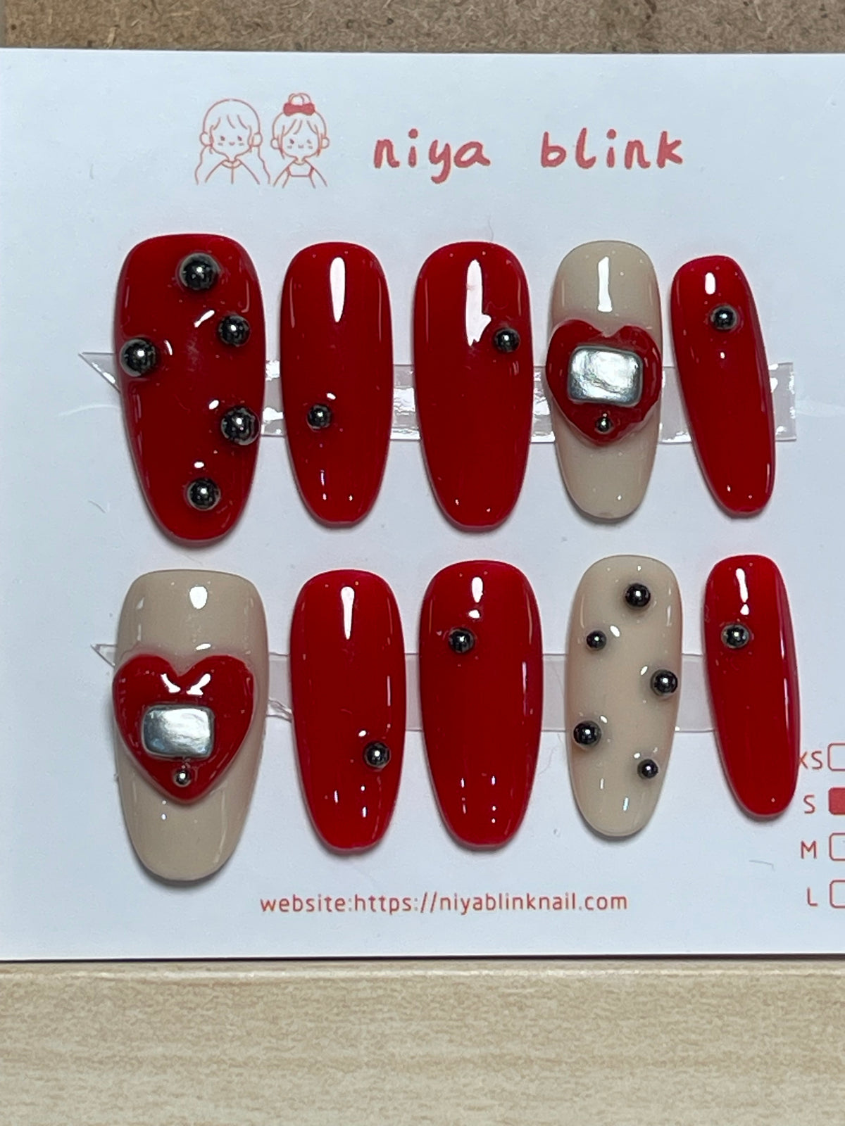 Small Oval 2658