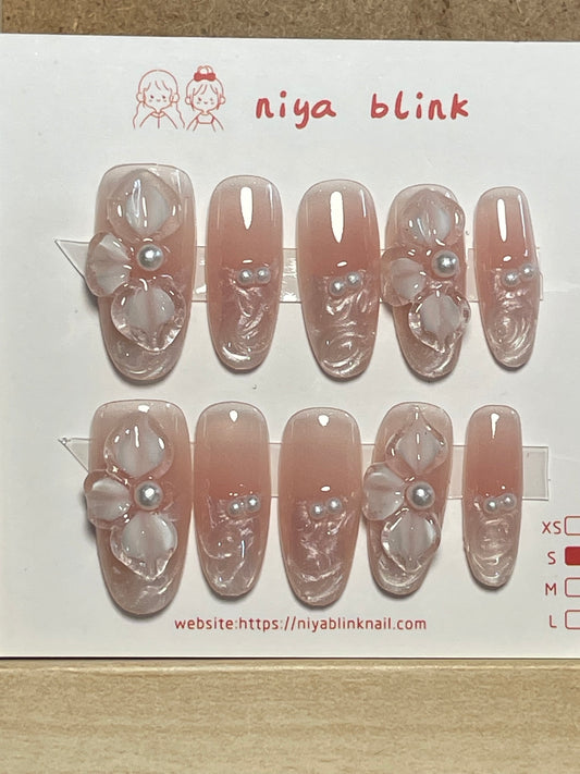Small Oval 2644