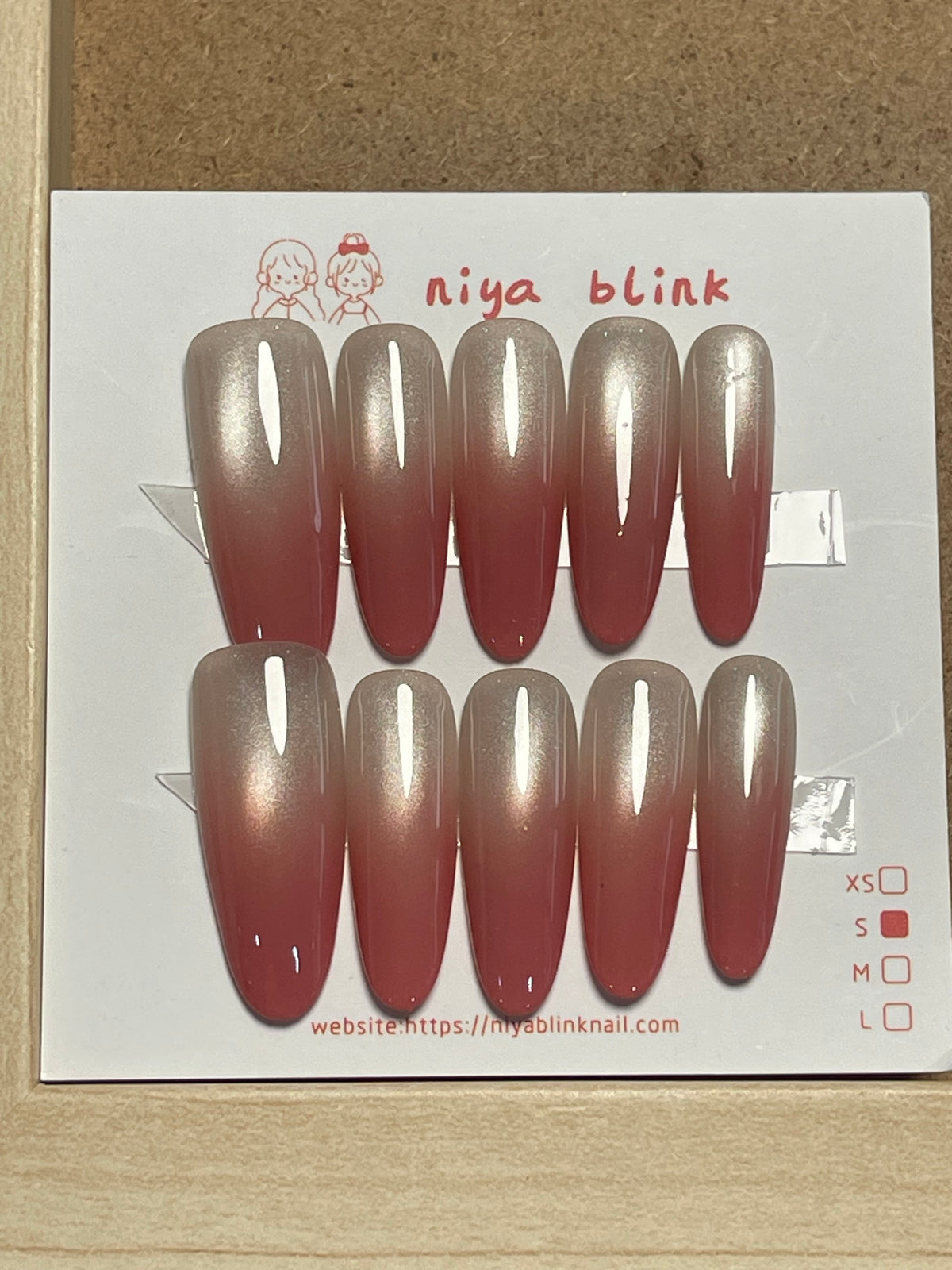 Small long oval 2691