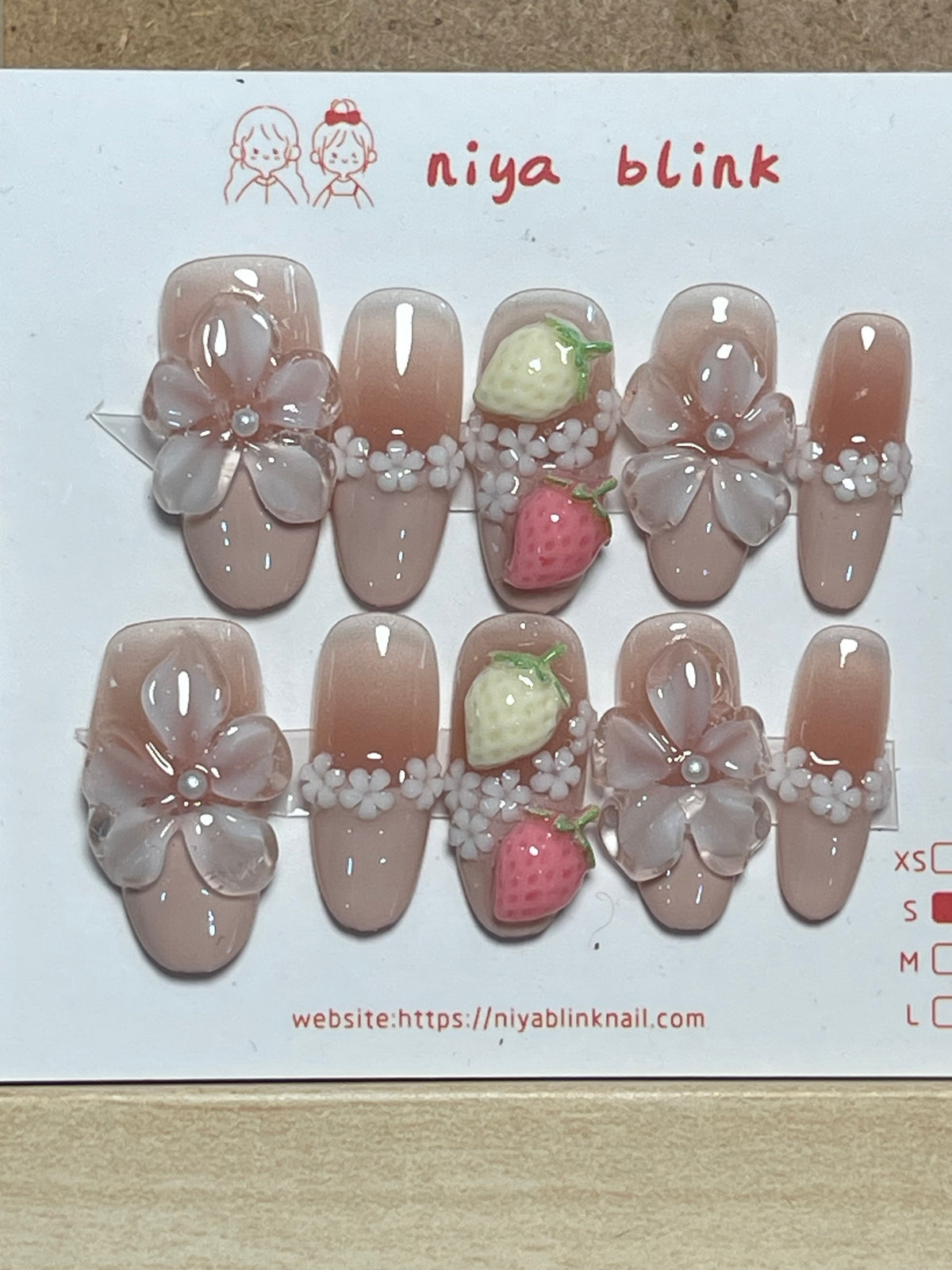 Small Oval 2635