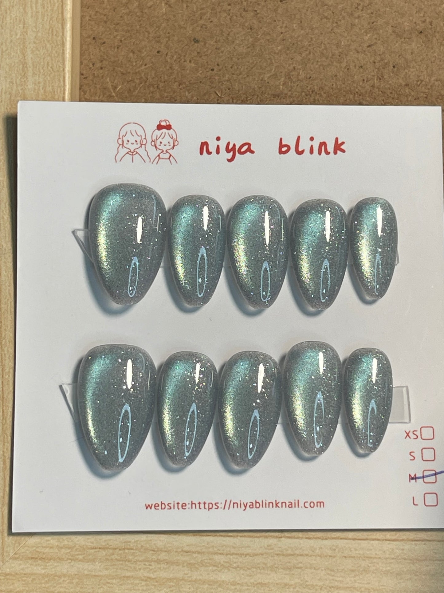 Medium cat eye （Short almond