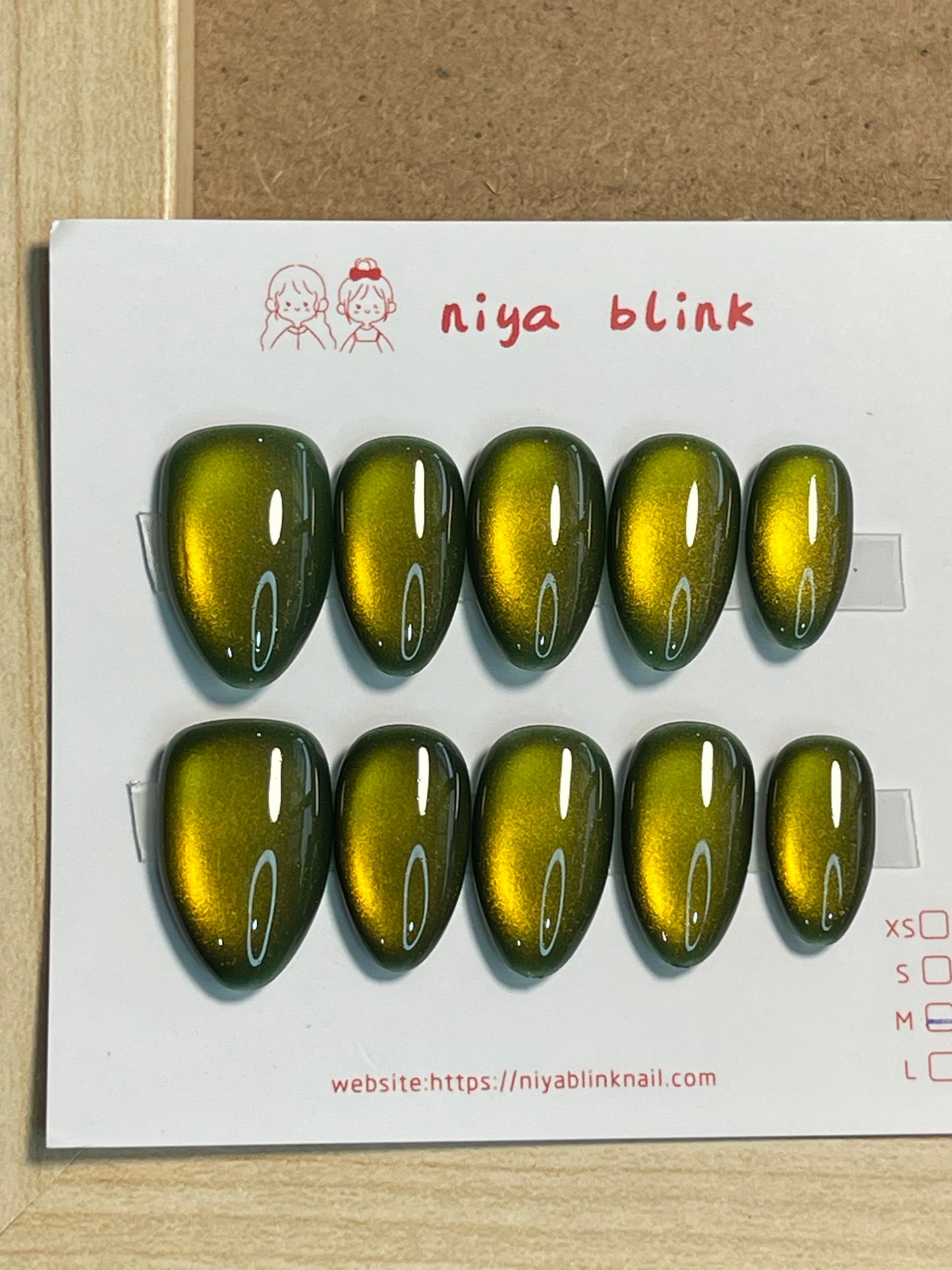 Medium cat eye （Short almond