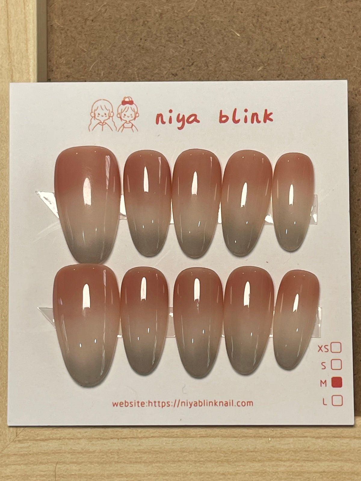 medium cat eye 13