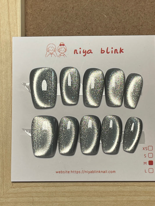 medium cat eye 24