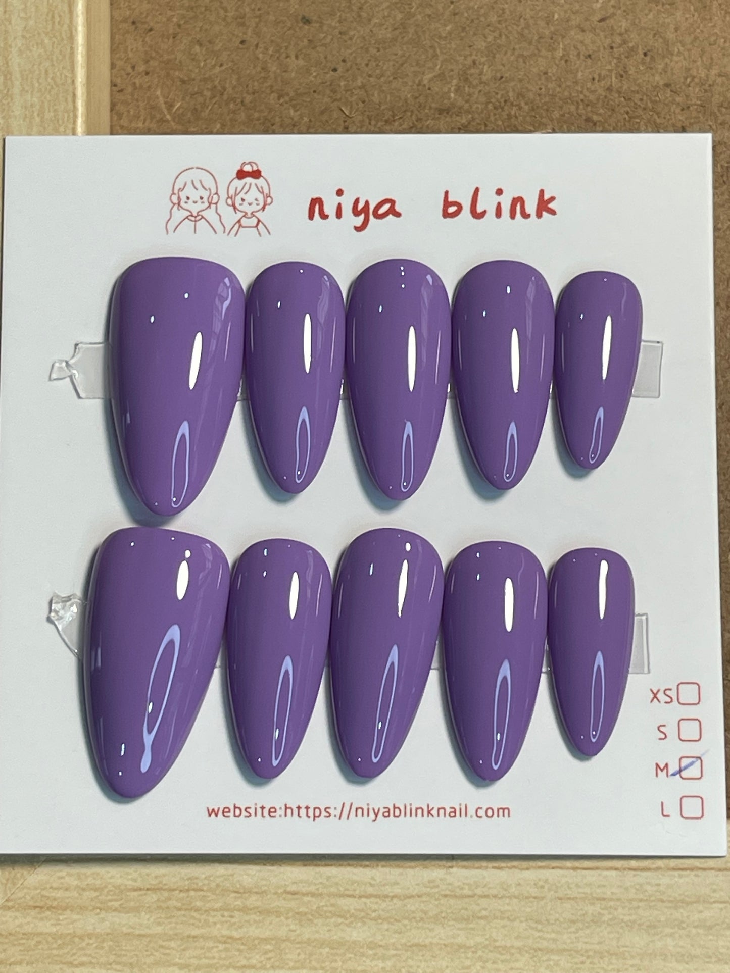 medium cat eye (Medium Almond