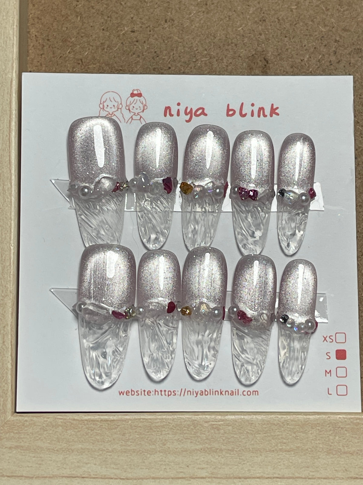 Small long oval 2698
