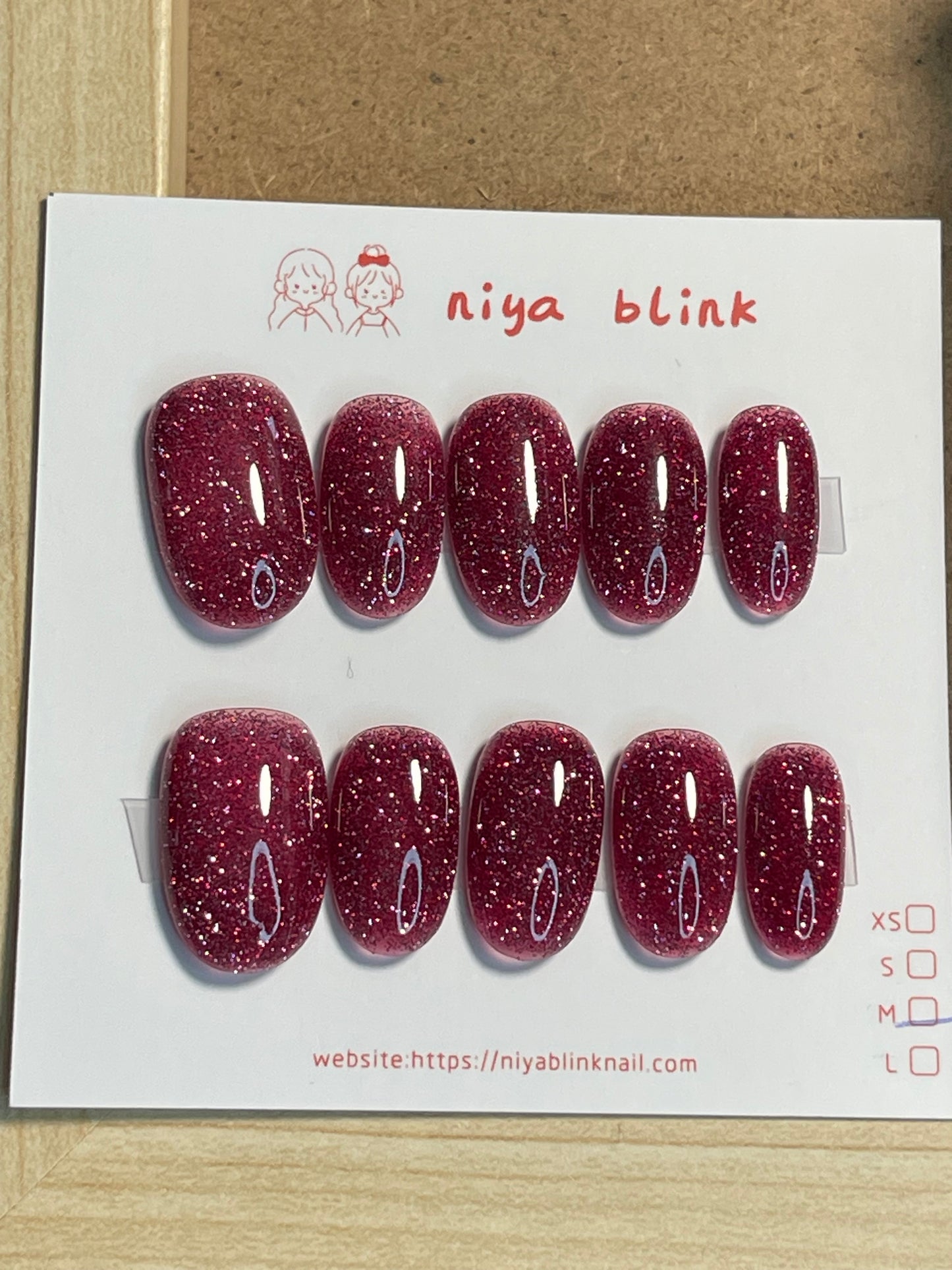 Medium cat eye （Short oval