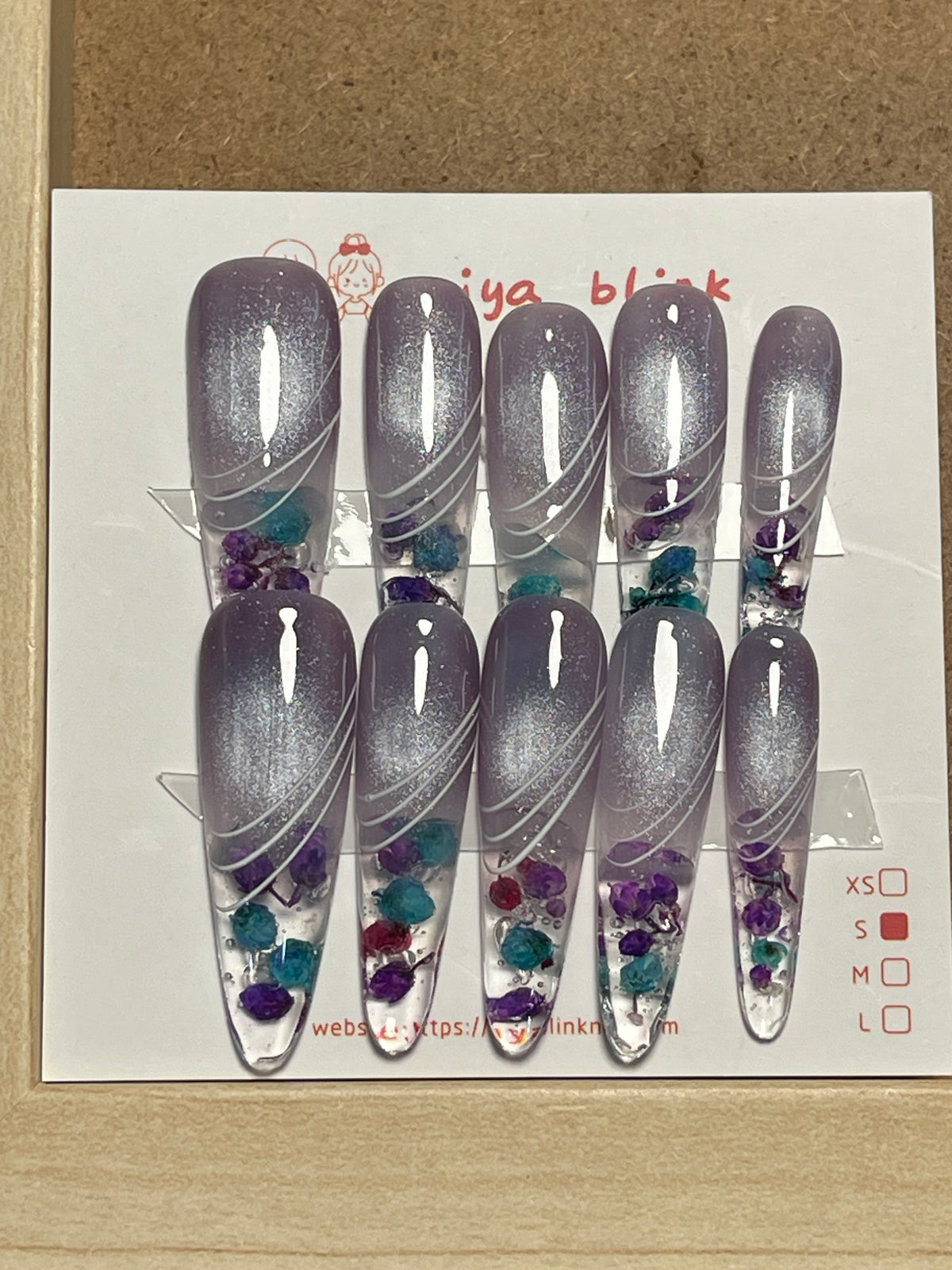 Small long oval 2696