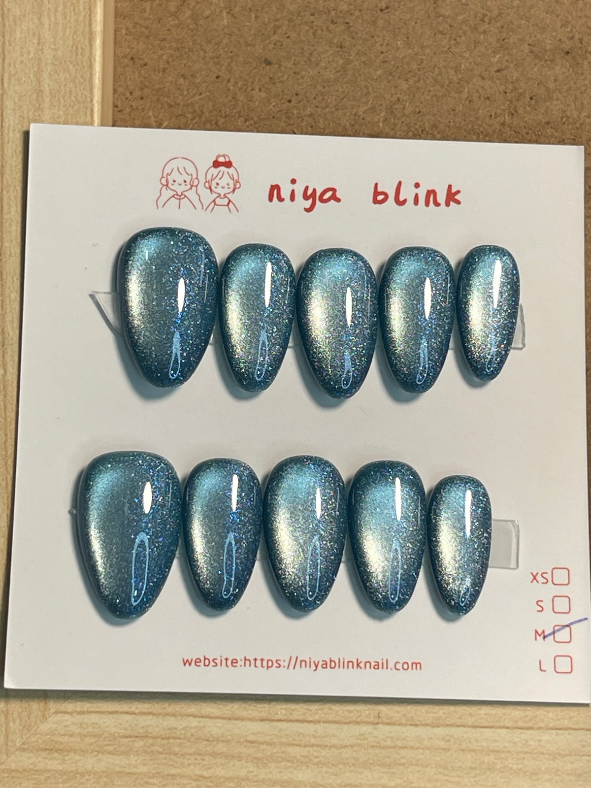 Medium cat eye （Short almond