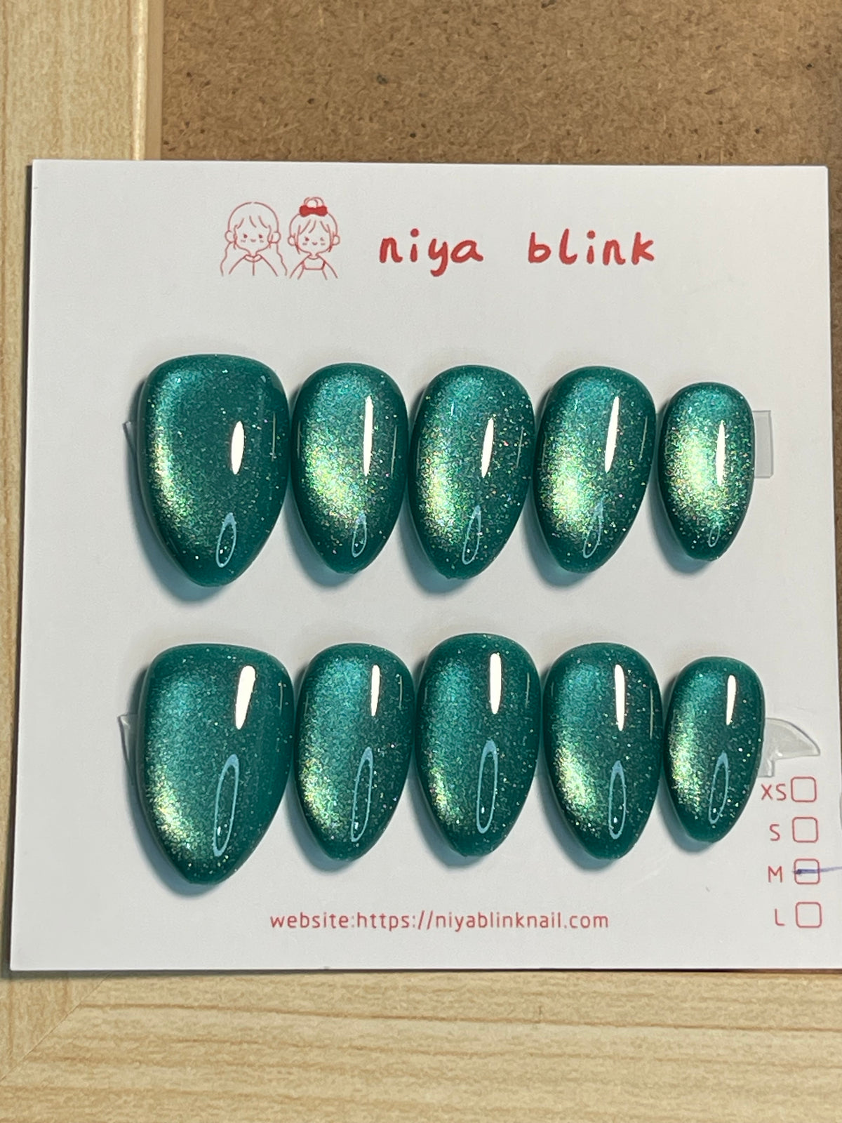 Medium cat eye （Short almond