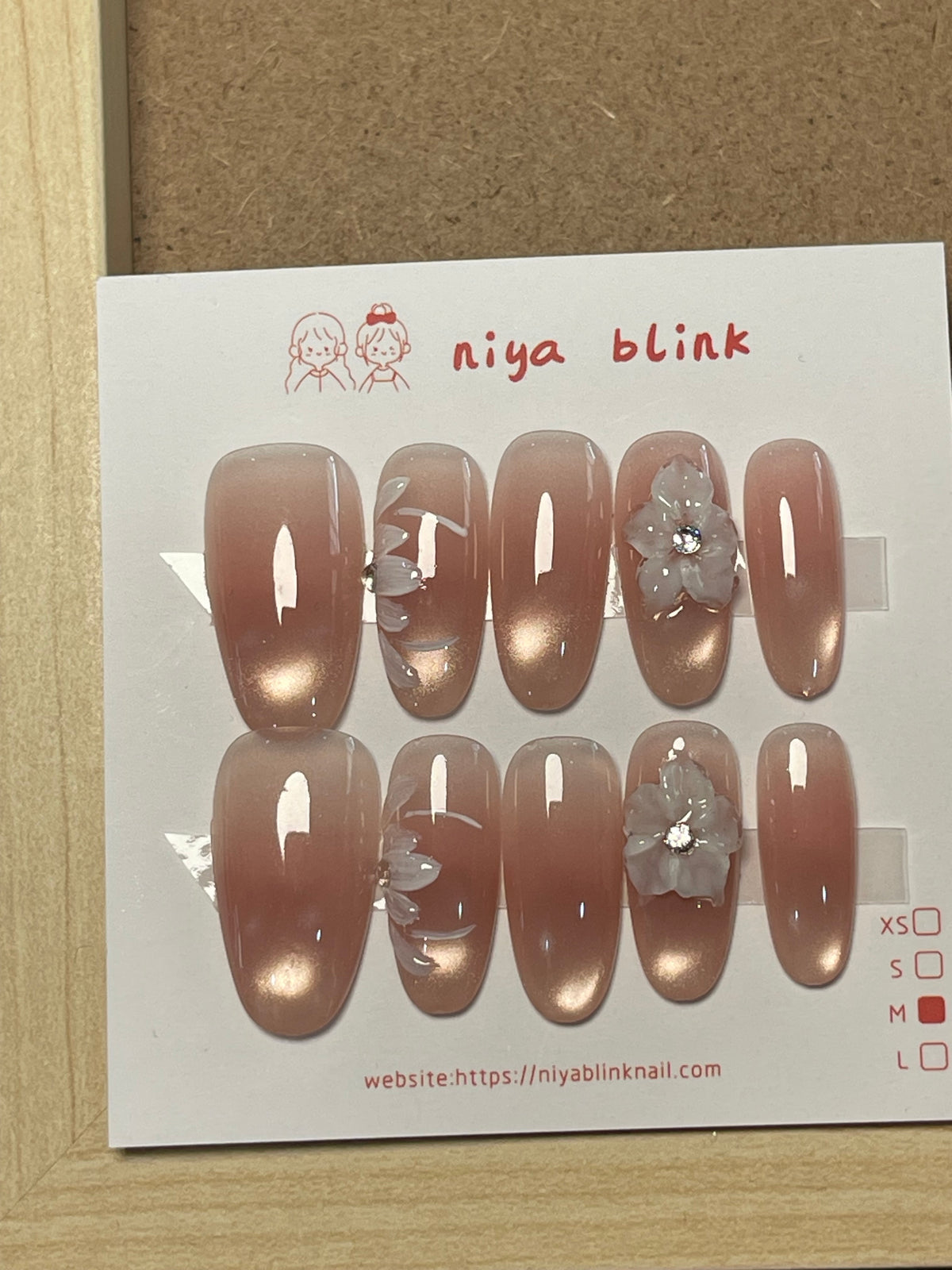 Medium Oval 6235