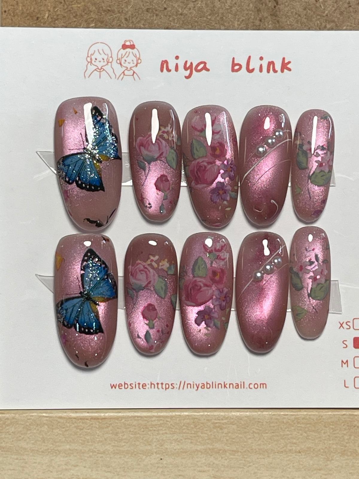 Small Oval 2626