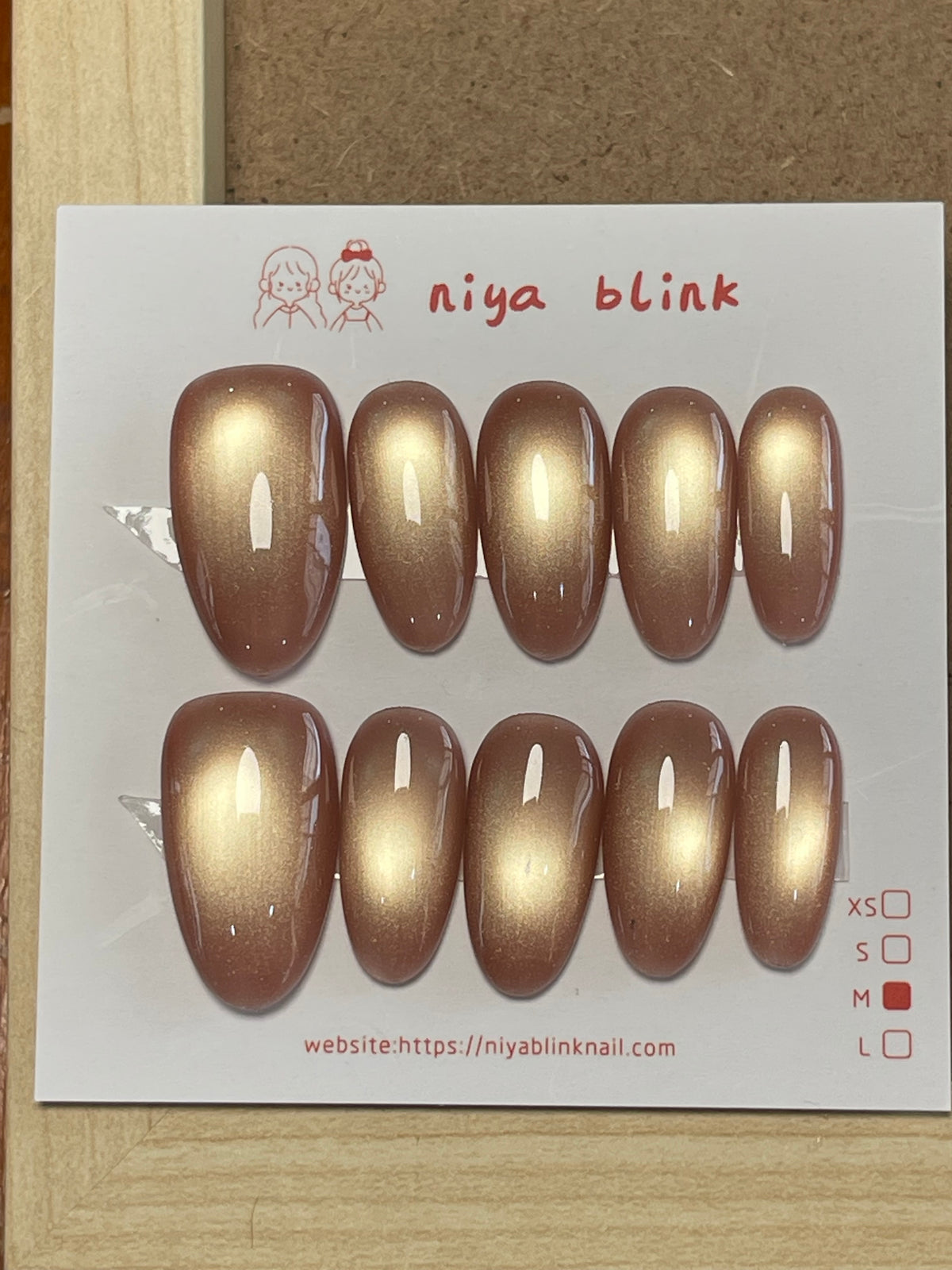 medium cat eye 1
