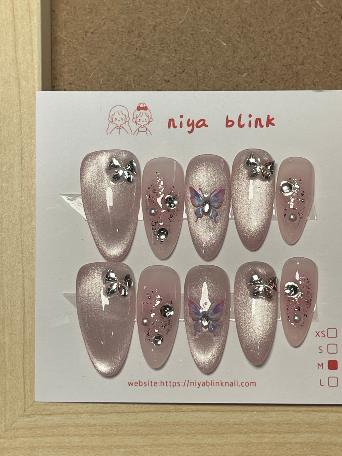 Medium almond 6274