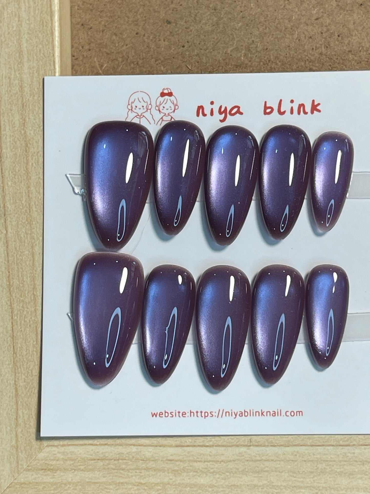 medium cat eye (Medium Almond