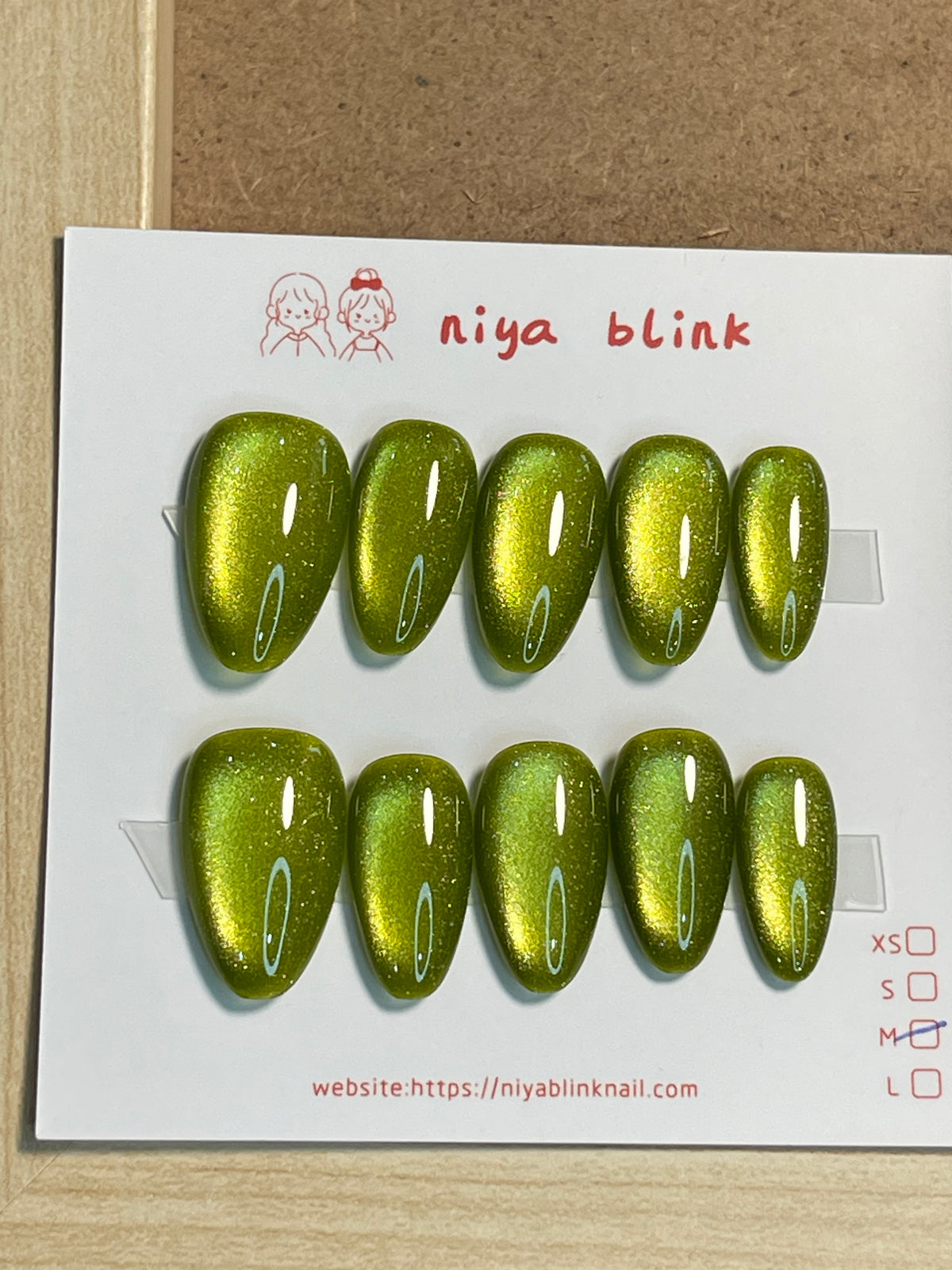 Medium cat eye （Short almond