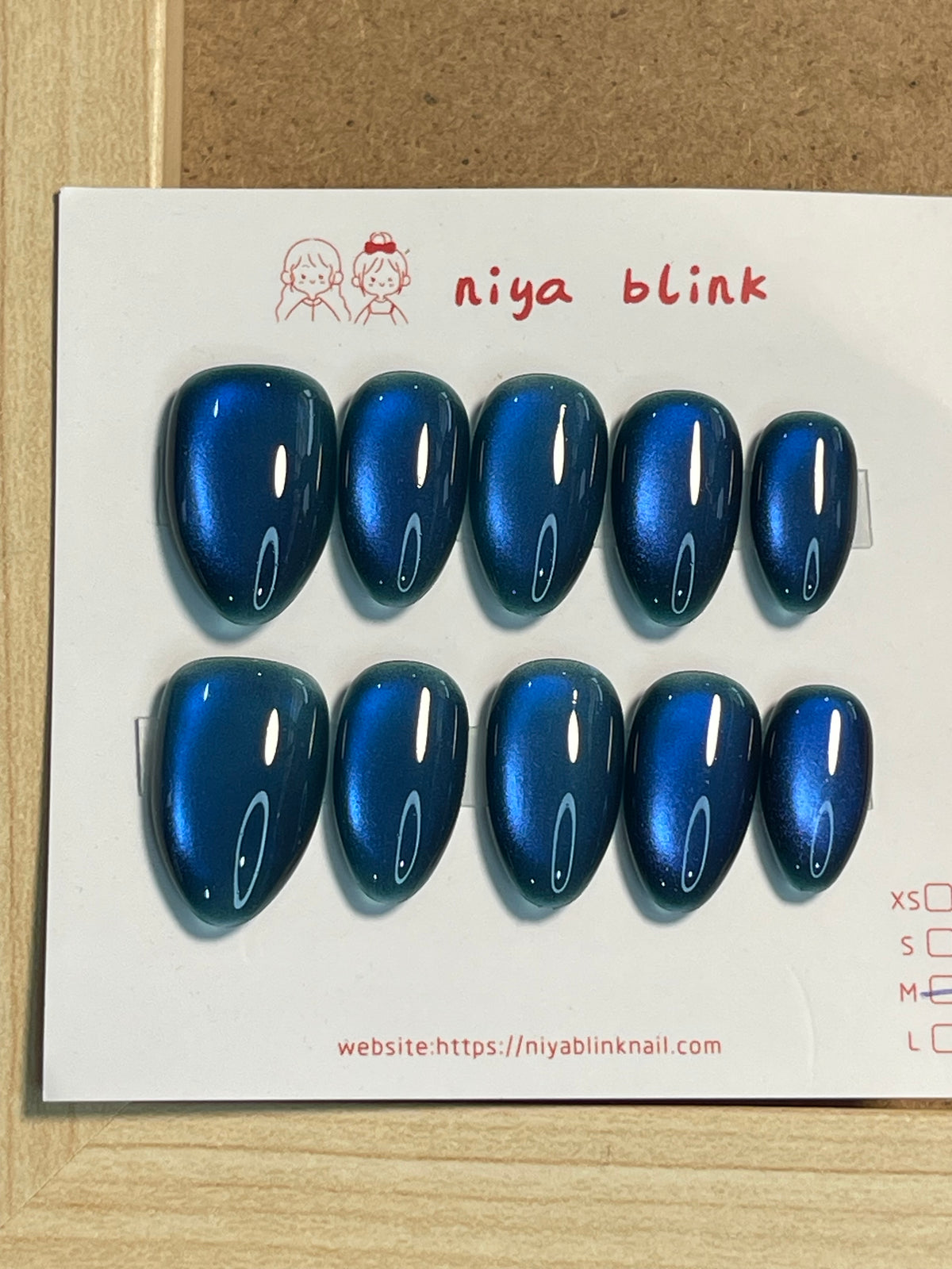 Medium cat eye （Short almond