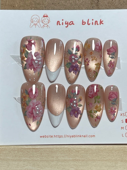 Small almond 2656