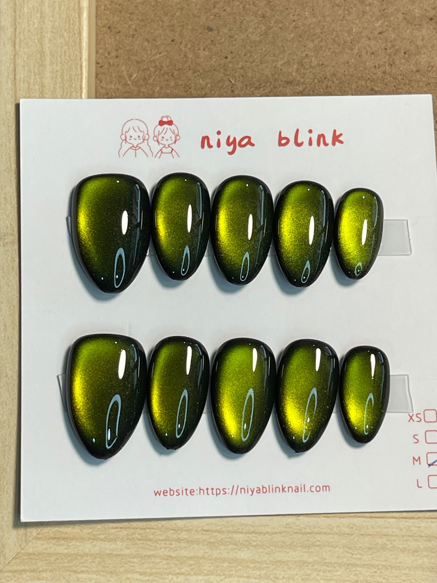 Medium cat eye （Short almond