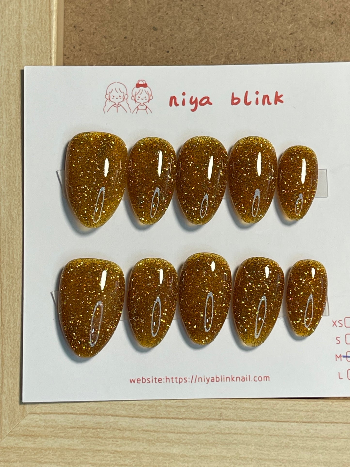 Medium cat eye （Short almond
